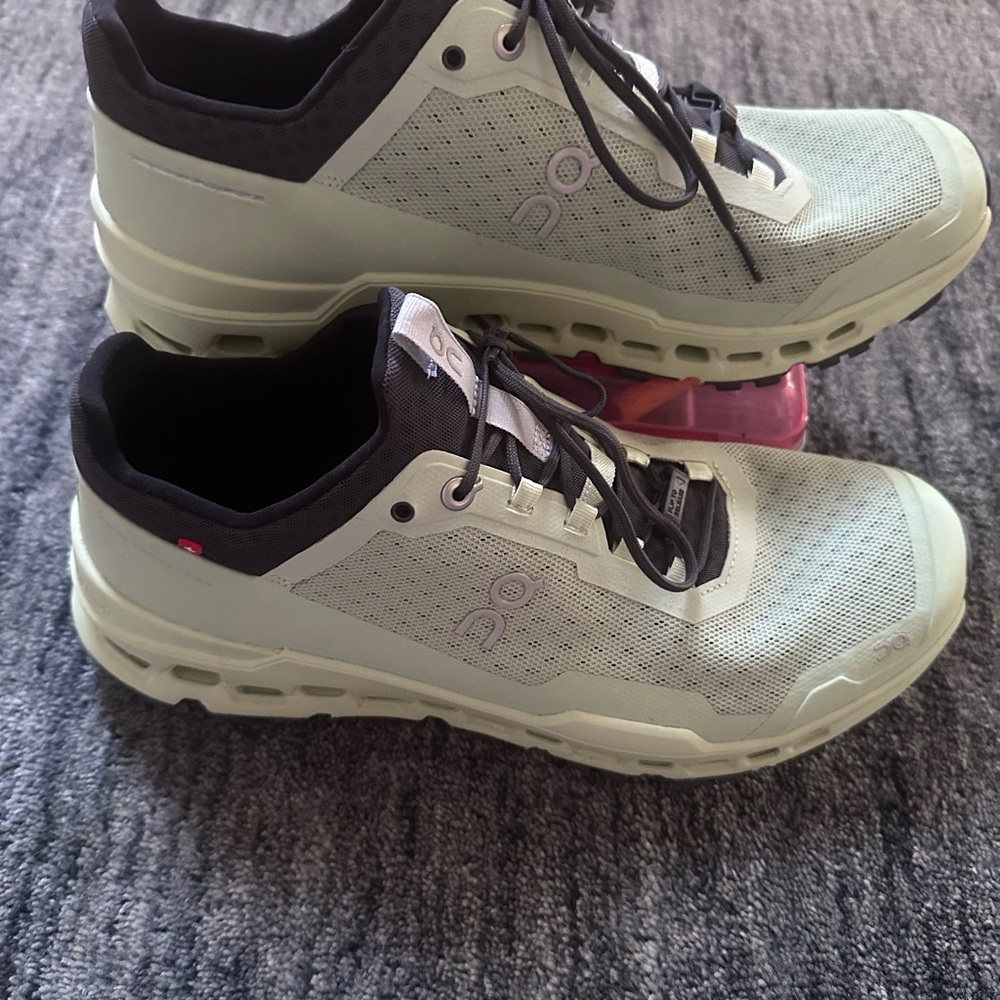 On Running Mens Athletic Shoes - Black and Seafoam Green